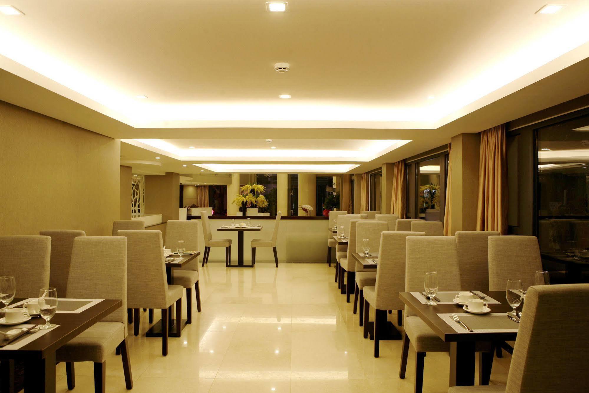 Ciao Saigon Hotel & Spa Хошимин Экстерьер фото