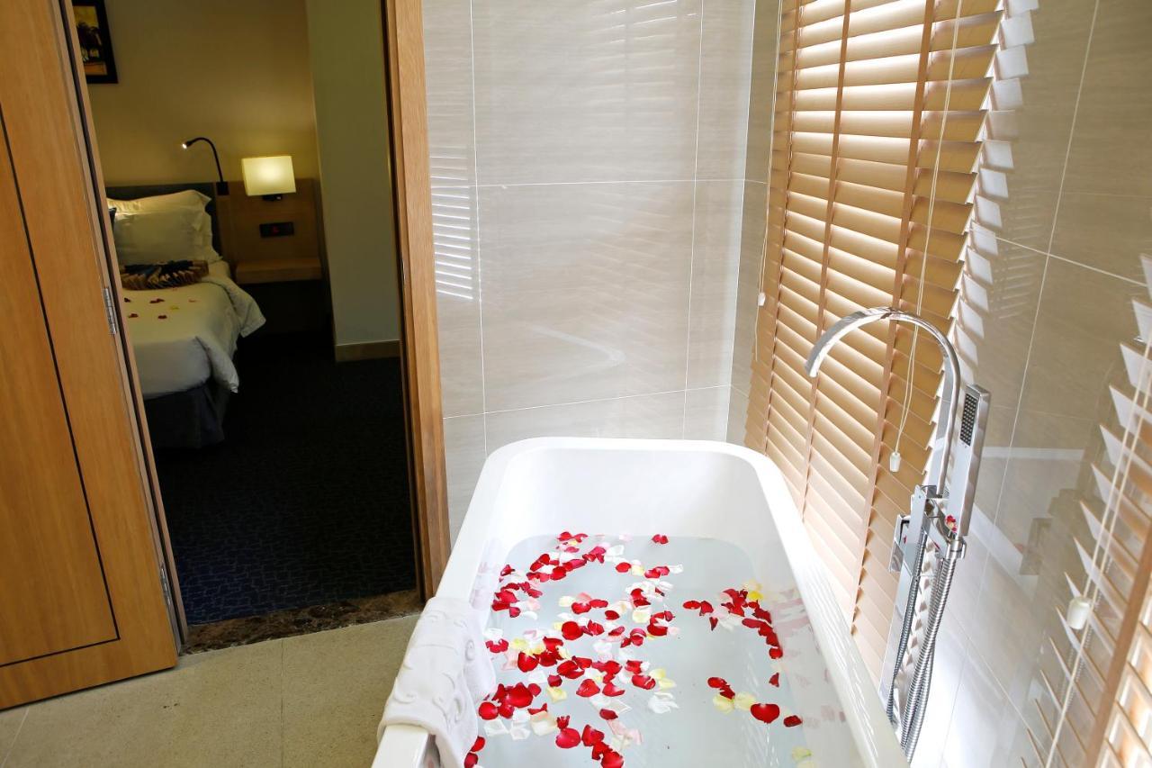 Ciao Saigon Hotel & Spa Хошимин Экстерьер фото